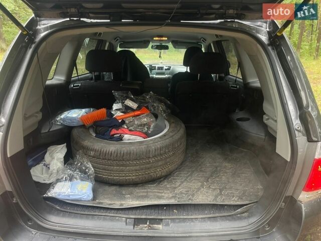 Синий Субару Аутбек, объемом двигателя 2.5 л и пробегом 120 тыс. км за 3500 $, фото 7 на Automoto.ua