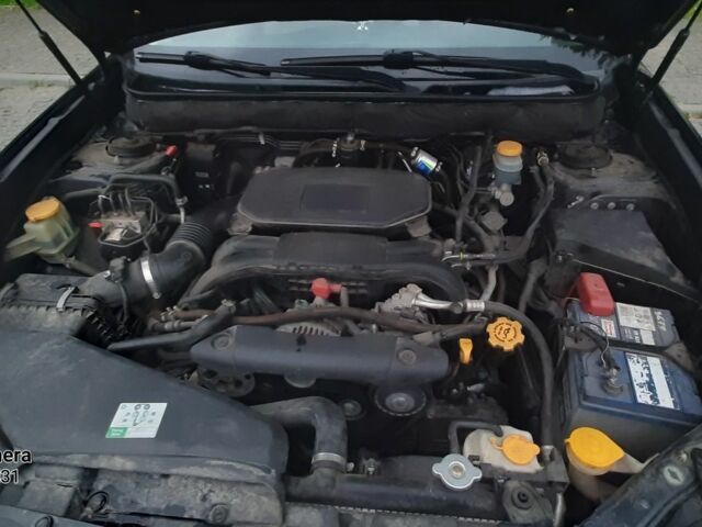 Синий Субару Аутбек, объемом двигателя 2.5 л и пробегом 256 тыс. км за 8600 $, фото 4 на Automoto.ua