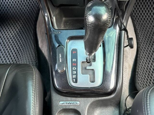 Зеленый Субару Аутбек, объемом двигателя 2.5 л и пробегом 227 тыс. км за 4499 $, фото 6 на Automoto.ua