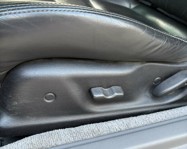 Зеленый Субару Аутбек, объемом двигателя 2.5 л и пробегом 227 тыс. км за 4500 $, фото 14 на Automoto.ua