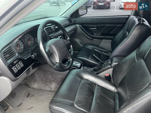 Зеленый Субару Аутбек, объемом двигателя 2.5 л и пробегом 227 тыс. км за 4500 $, фото 8 на Automoto.ua