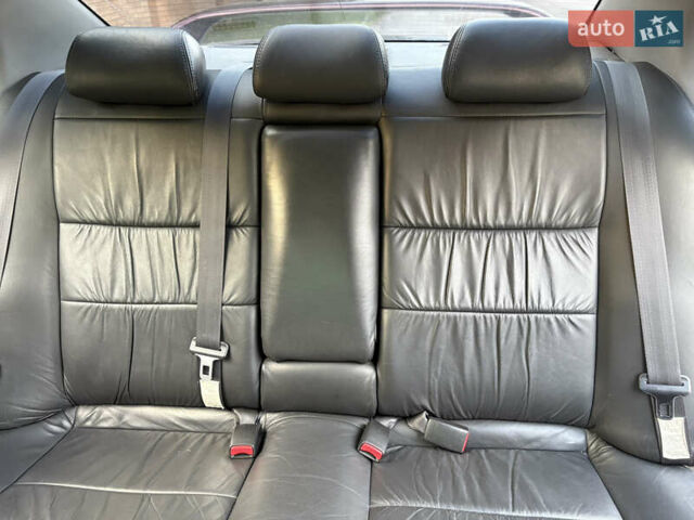 Зеленый Субару Аутбек, объемом двигателя 2.5 л и пробегом 227 тыс. км за 4500 $, фото 11 на Automoto.ua