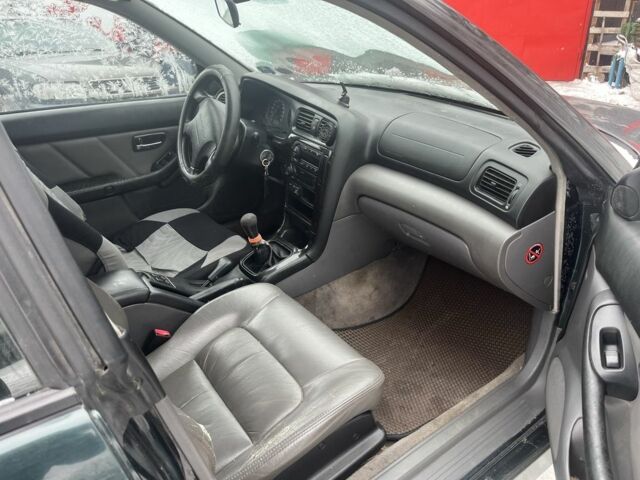 Зелений Субару Аутбек, об'ємом двигуна 2.5 л та пробігом 300 тис. км за 1350 $, фото 8 на Automoto.ua