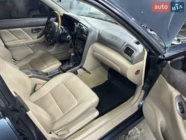 Зелений Субару Аутбек, об'ємом двигуна 3 л та пробігом 420 тис. км за 4700 $, фото 12 на Automoto.ua