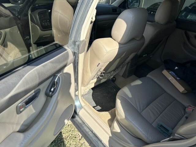 Зеленый Субару Аутбек, объемом двигателя 3 л и пробегом 400 тыс. км за 5500 $, фото 10 на Automoto.ua