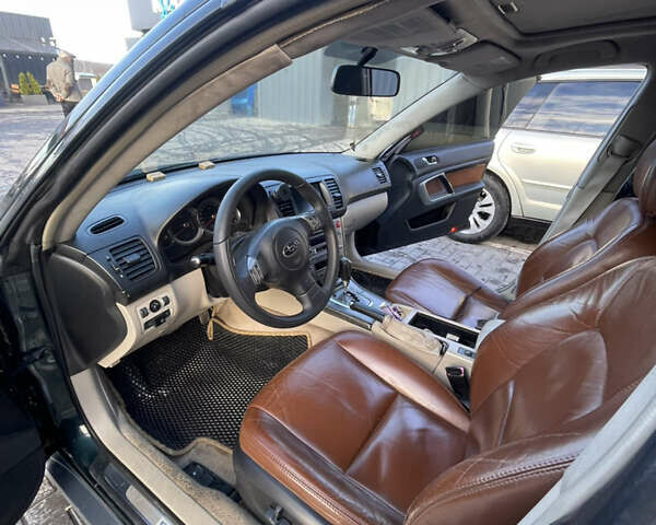 Зеленый Субару Аутбек, объемом двигателя 3 л и пробегом 307 тыс. км за 6400 $, фото 9 на Automoto.ua