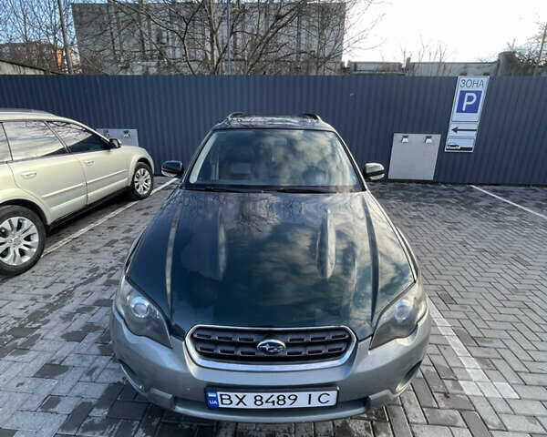 Зеленый Субару Аутбек, объемом двигателя 3 л и пробегом 307 тыс. км за 6400 $, фото 3 на Automoto.ua