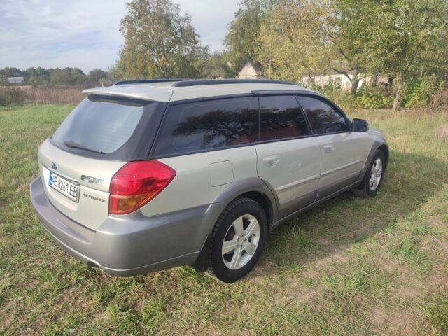 Зеленый Субару Аутбек, объемом двигателя 2.5 л и пробегом 288 тыс. км за 5500 $, фото 3 на Automoto.ua