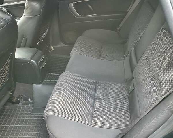 Зелений Субару Аутбек, об'ємом двигуна 2.5 л та пробігом 267 тис. км за 6000 $, фото 12 на Automoto.ua