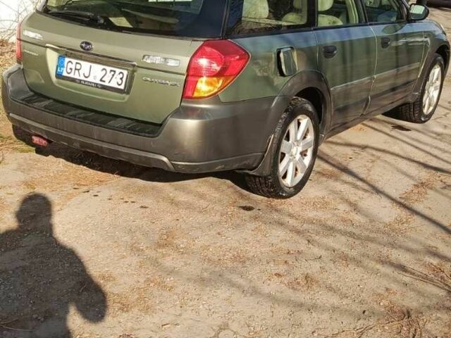 Зеленый Субару Аутбек, объемом двигателя 2.5 л и пробегом 220 тыс. км за 2800 $, фото 5 на Automoto.ua