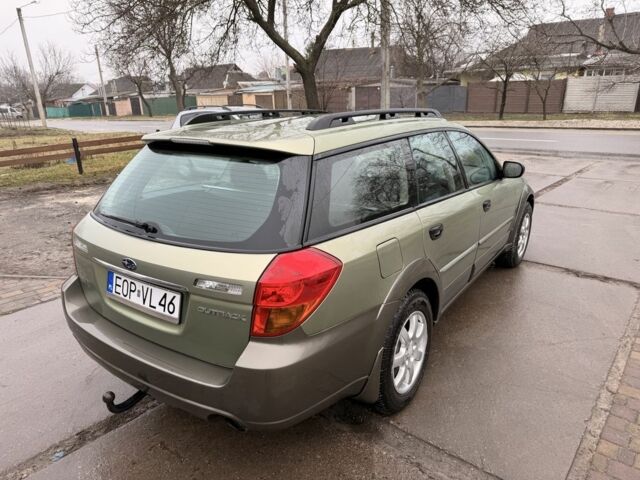 Зеленый Субару Аутбек, объемом двигателя 2.5 л и пробегом 260 тыс. км за 3200 $, фото 7 на Automoto.ua