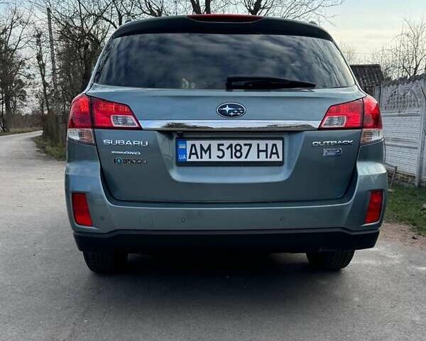 Зеленый Субару Аутбек, объемом двигателя 2 л и пробегом 199 тыс. км за 9300 $, фото 9 на Automoto.ua