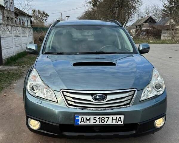 Зеленый Субару Аутбек, объемом двигателя 2 л и пробегом 199 тыс. км за 9300 $, фото 6 на Automoto.ua
