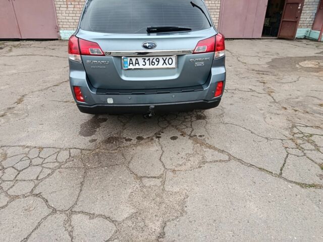 Зеленый Субару Аутбек, объемом двигателя 2 л и пробегом 289 тыс. км за 8500 $, фото 5 на Automoto.ua