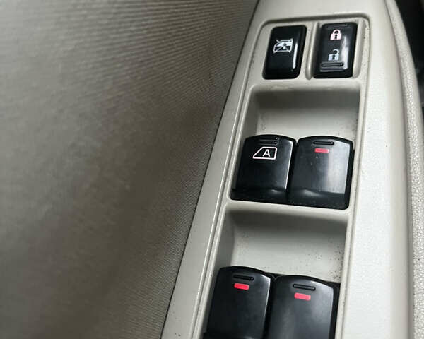 Зеленый Субару Аутбек, объемом двигателя 2.46 л и пробегом 255 тыс. км за 8200 $, фото 12 на Automoto.ua
