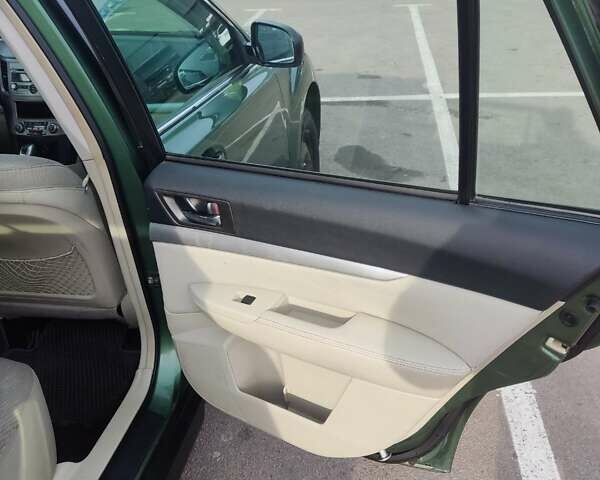 Зеленый Субару Аутбек, объемом двигателя 2.5 л и пробегом 370 тыс. км за 7172 $, фото 16 на Automoto.ua