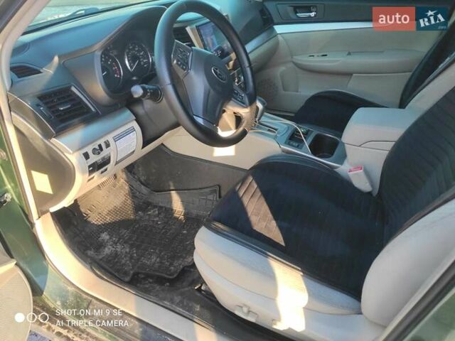 Зеленый Субару Аутбек, объемом двигателя 2.46 л и пробегом 259 тыс. км за 9500 $, фото 11 на Automoto.ua