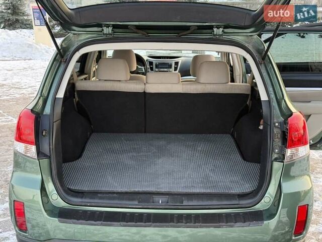 Зеленый Субару Аутбек, объемом двигателя 2.46 л и пробегом 197 тыс. км за 9500 $, фото 30 на Automoto.ua