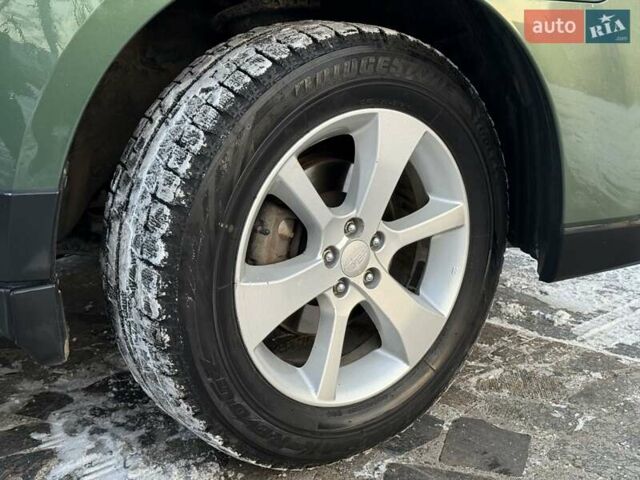 Зеленый Субару Аутбек, объемом двигателя 2.46 л и пробегом 197 тыс. км за 9500 $, фото 28 на Automoto.ua