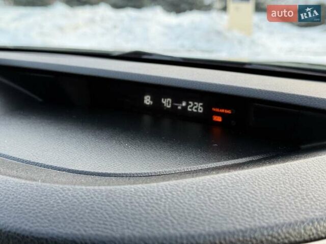 Зеленый Субару Аутбек, объемом двигателя 2.46 л и пробегом 197 тыс. км за 9500 $, фото 24 на Automoto.ua