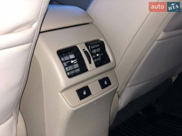 Зелений Субару Аутбек, об'ємом двигуна 2.5 л та пробігом 210 тис. км за 12500 $, фото 12 на Automoto.ua