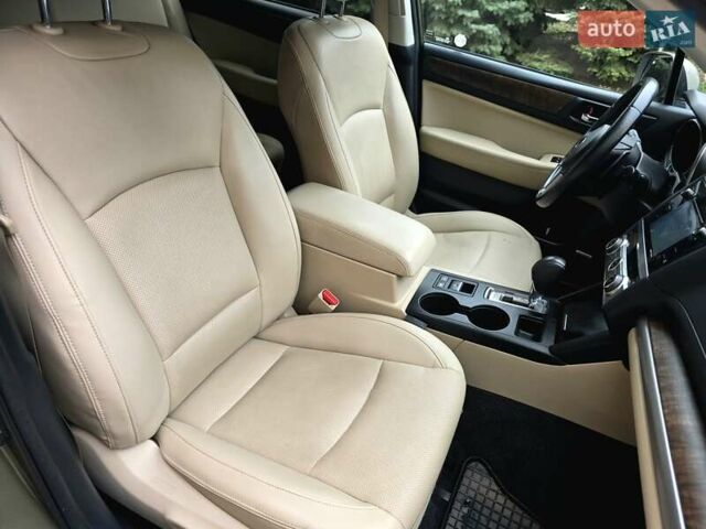 Зелений Субару Аутбек, об'ємом двигуна 2.5 л та пробігом 147 тис. км за 12600 $, фото 47 на Automoto.ua