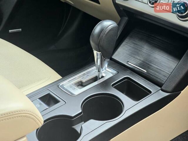 Зеленый Субару Аутбек, объемом двигателя 2.5 л и пробегом 147 тыс. км за 12900 $, фото 48 на Automoto.ua