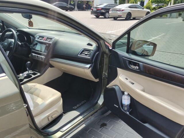 Зелений Субару Аутбек, об'ємом двигуна 2.5 л та пробігом 172 тис. км за 15000 $, фото 12 на Automoto.ua