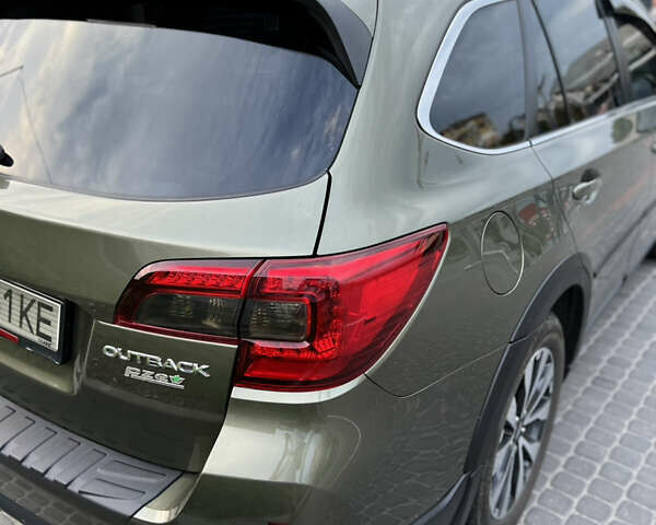 Зелений Субару Аутбек, об'ємом двигуна 2.5 л та пробігом 77 тис. км за 17900 $, фото 6 на Automoto.ua