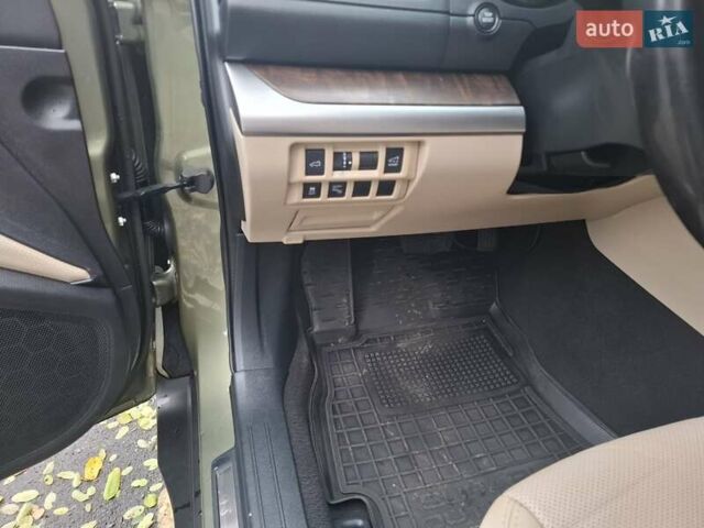 Зеленый Субару Аутбек, объемом двигателя 2.46 л и пробегом 230 тыс. км за 14900 $, фото 1 на Automoto.ua