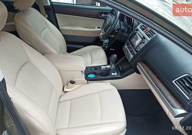 Зеленый Субару Аутбек, объемом двигателя 2.5 л и пробегом 92 тыс. км за 18200 $, фото 3 на Automoto.ua