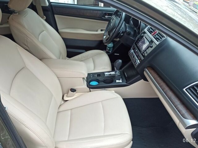 Зеленый Субару Аутбек, объемом двигателя 2.5 л и пробегом 92 тыс. км за 18200 $, фото 7 на Automoto.ua