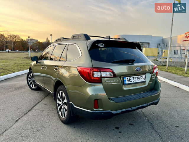 Зеленый Субару Аутбек, объемом двигателя 2.5 л и пробегом 165 тыс. км за 16200 $, фото 3 на Automoto.ua
