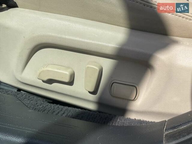 Зелений Субару Аутбек, об'ємом двигуна 2.5 л та пробігом 137 тис. км за 16900 $, фото 22 на Automoto.ua