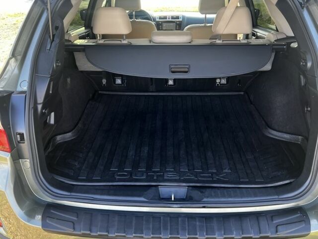 Зеленый Субару Аутбек, объемом двигателя 2.5 л и пробегом 96 тыс. км за 17900 $, фото 7 на Automoto.ua