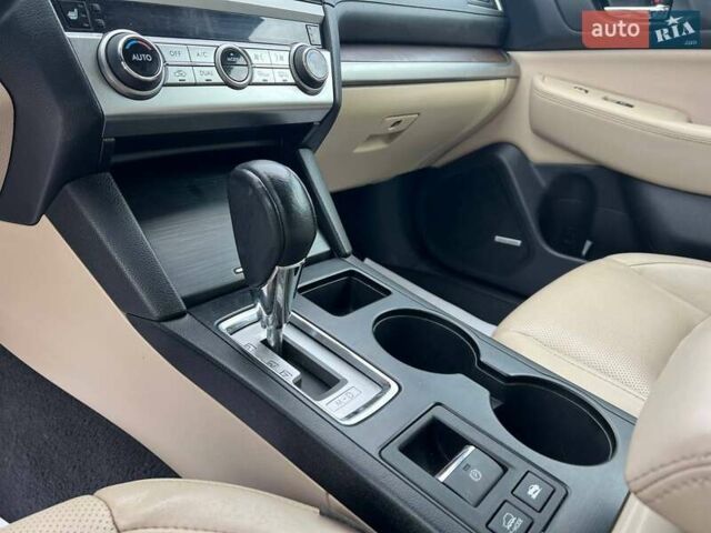 Зеленый Субару Аутбек, объемом двигателя 2.5 л и пробегом 150 тыс. км за 14800 $, фото 16 на Automoto.ua