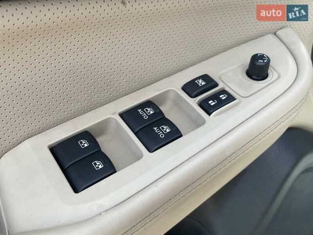 Зелений Субару Аутбек, об'ємом двигуна 2.5 л та пробігом 137 тис. км за 16900 $, фото 23 на Automoto.ua