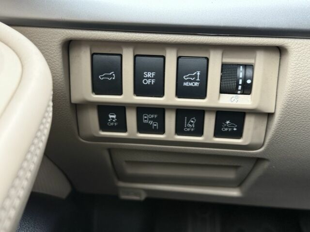 Зелений Субару Аутбек, об'ємом двигуна 2.5 л та пробігом 137 тис. км за 16500 $, фото 12 на Automoto.ua