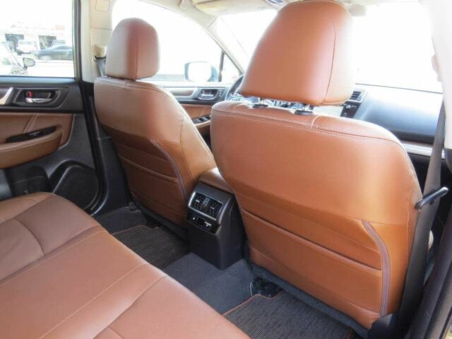 Зеленый Субару Аутбек, объемом двигателя 3.6 л и пробегом 63 тыс. км за 6900 $, фото 8 на Automoto.ua