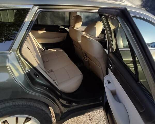 Зелений Субару Аутбек, об'ємом двигуна 2.5 л та пробігом 109 тис. км за 14990 $, фото 10 на Automoto.ua