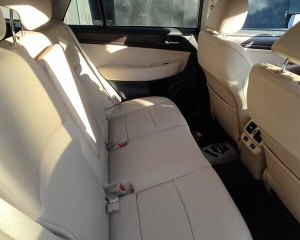 Зелений Субару Аутбек, об'ємом двигуна 2.5 л та пробігом 109 тис. км за 14990 $, фото 9 на Automoto.ua