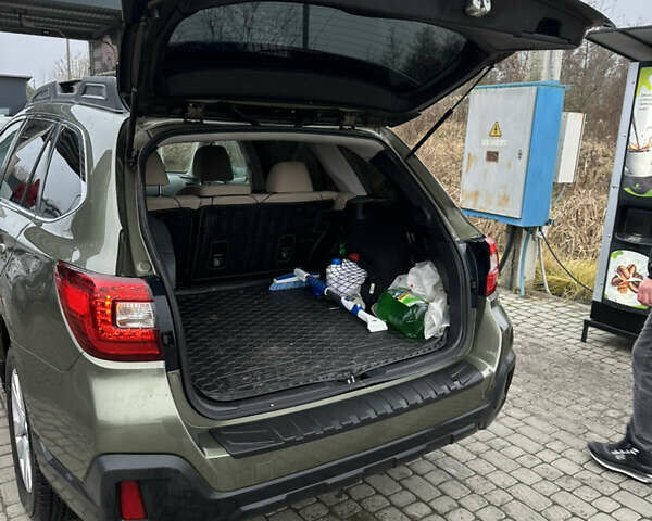 Зеленый Субару Аутбек, объемом двигателя 2.5 л и пробегом 80 тыс. км за 15500 $, фото 5 на Automoto.ua