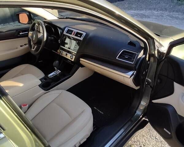 Зелений Субару Аутбек, об'ємом двигуна 2.5 л та пробігом 109 тис. км за 14990 $, фото 12 на Automoto.ua