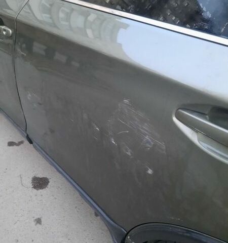 Зеленый Субару Аутбек, объемом двигателя 2.5 л и пробегом 228 тыс. км за 15500 $, фото 8 на Automoto.ua