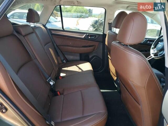 Зелений Субару Аутбек, об'ємом двигуна 0 л та пробігом 67 тис. км за 3900 $, фото 10 на Automoto.ua