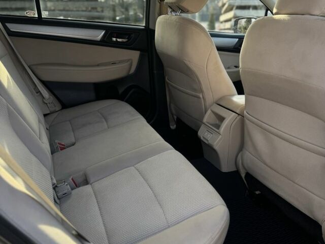 Зелений Субару Аутбек, об'ємом двигуна 2.5 л та пробігом 148 тис. км за 14350 $, фото 18 на Automoto.ua