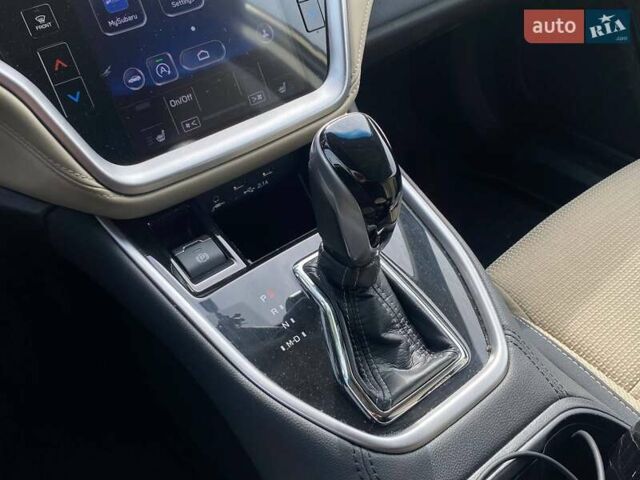 Зелений Субару Аутбек, об'ємом двигуна 2.5 л та пробігом 19 тис. км за 25990 $, фото 18 на Automoto.ua