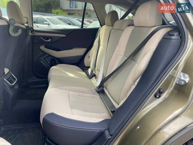 Зелений Субару Аутбек, об'ємом двигуна 2.5 л та пробігом 19 тис. км за 25990 $, фото 9 на Automoto.ua