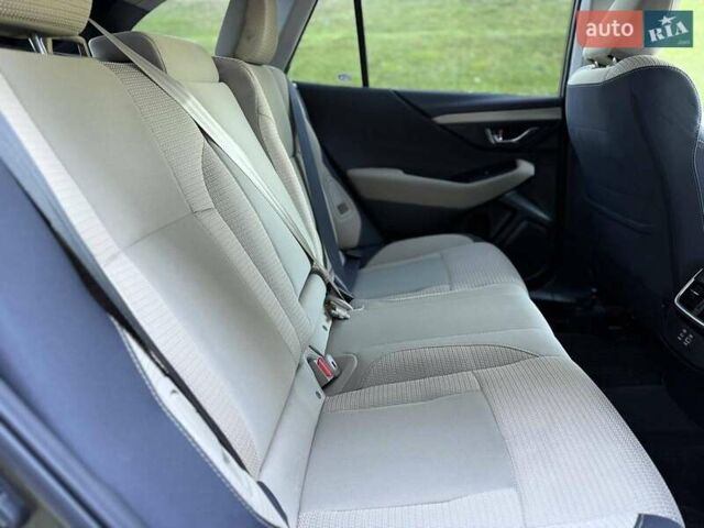 Зелений Субару Аутбек, об'ємом двигуна 2.5 л та пробігом 12 тис. км за 26000 $, фото 14 на Automoto.ua