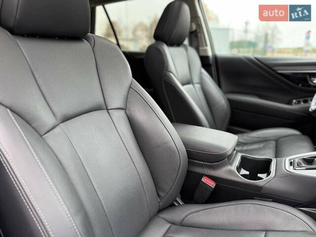 Зелений Субару Аутбек, об'ємом двигуна 2.5 л та пробігом 30 тис. км за 30000 $, фото 11 на Automoto.ua